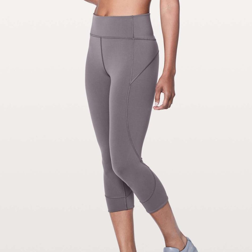 RARE Lululemon In Movement Crop 19" Moonphase